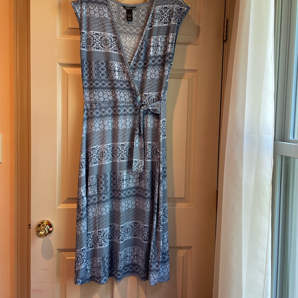 Millennium Blue Patterned “Wrap”Dress with Side Ring Clasp, Size Large